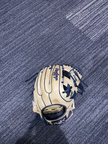 Infield 11.5" Heart of the Hide Baseball Glove