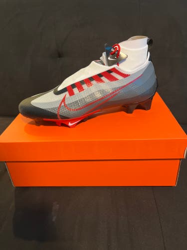 Brand New Men's Nike Vapor Edge Pro 360 Cleats