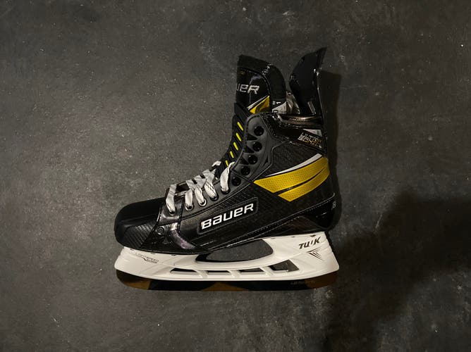 Bauer Supreme UltraSonic Skates - Size 10 Fit 1
