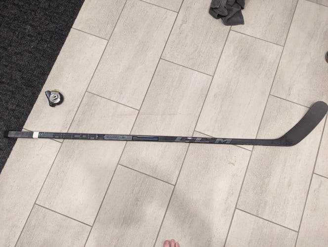 Used Left Handed CCM Trigger 6 Pro | 75 Flex | P88M Curve | Grip | Z192