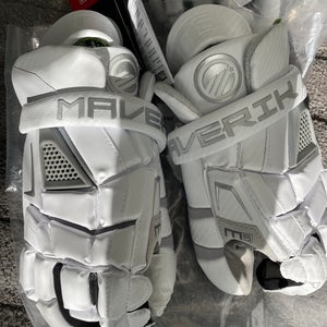 New Goalie Maverik M5 Lacrosse Gloves large