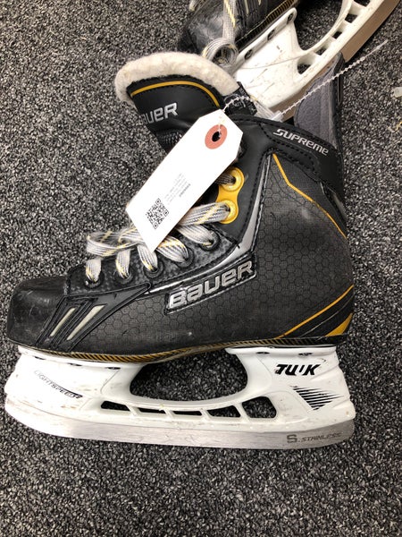 Junior Used Bauer Supreme One.6 Hockey Skates D&R (Regular) 1.5