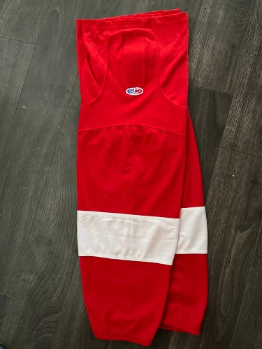 Red New Large   Socks