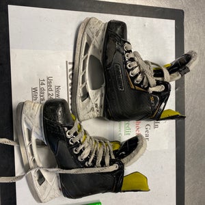 Used Bauer Regular Width Size 1 Supreme S27 Hockey Skates
