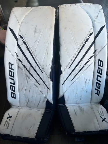 30" Bauer Vapor 3X Goalie Leg Pads