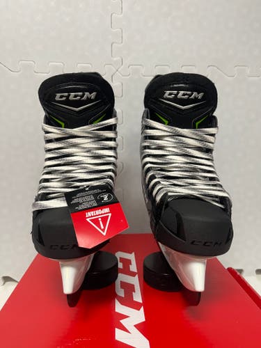 Junior New CCM RibCor Platinum Hockey Skates Regular Width Size 4