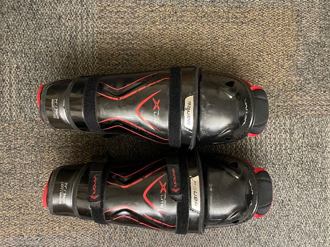 Used Bauer Vapor X Velocity Lite Shin Pads