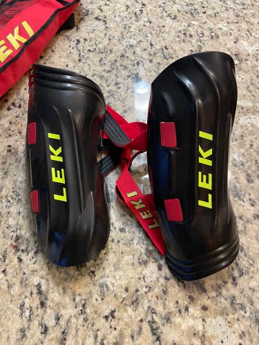 Leki World Cup Junior Shin Guards