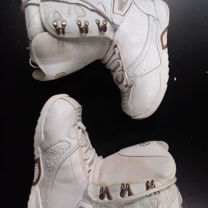 Used Ltd Snow Senior 6 Snowboard Womens Boots