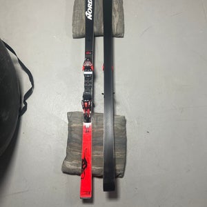 Unisex 2022 Racing With Bindings Max Din 18 Dobermann GS WC Skis