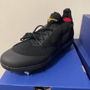 Black New Metal Mizuno Cleats