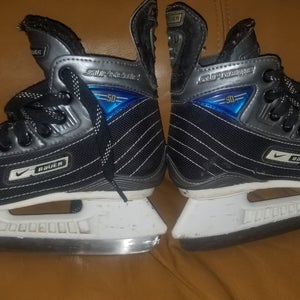 Youth Used Bauer supreme 50 Hockey Skates Extra Wide Width Size 12