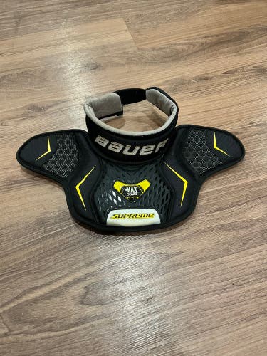 Bauer supreme neck gaurd