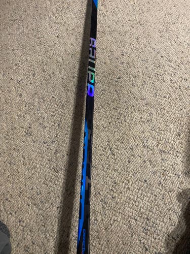 Intermediate Left Hand P28  Nexus Sync Hockey Stick