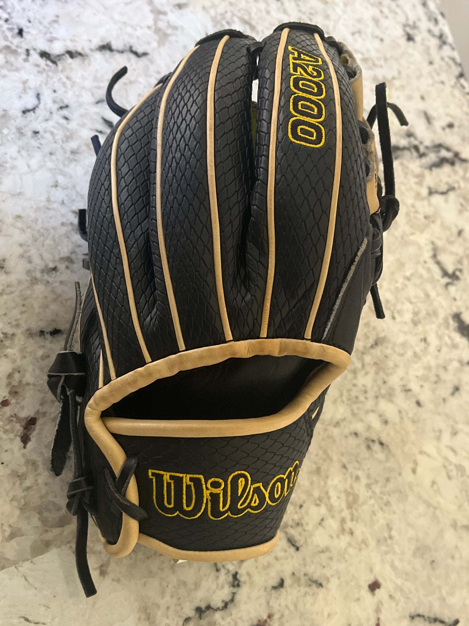 Wilson A2000 1787 11.75 KeBryan Hayes Glove: WBW100432