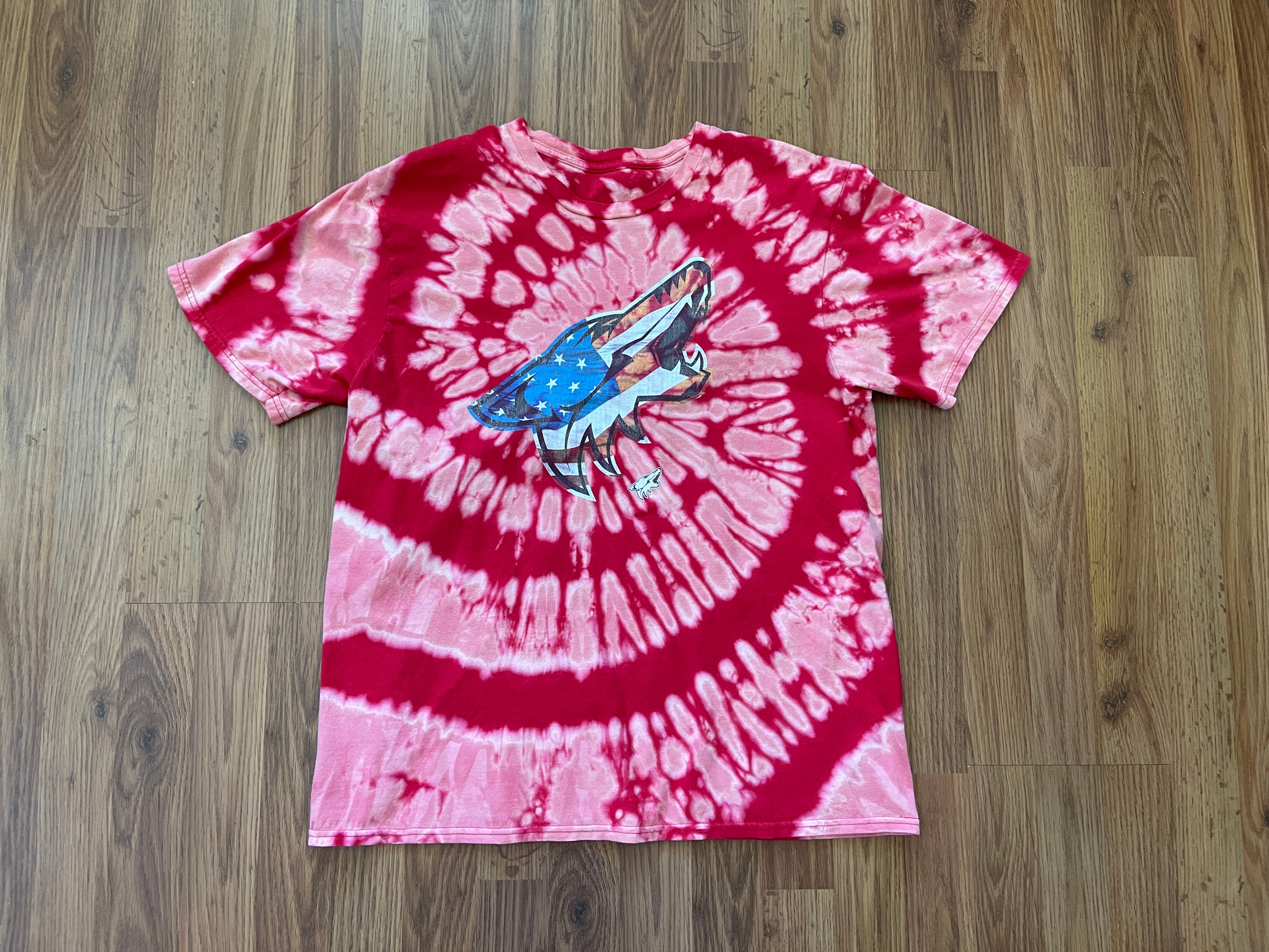 New York Giants NFL FOOTBALL SUPER AWESOME REVERSE TIE DYE Size XL T Shirt  | SidelineSwap