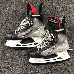 Senior Used Bauer Vapor Hyperlite Hockey Skates 6.5
