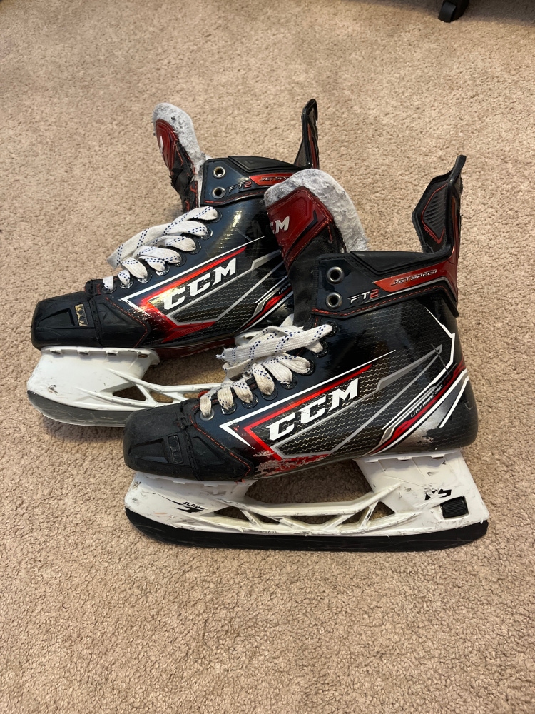 Used CCM Regular Width  Size 6.5 JetSpeed FT2 Hockey Skates