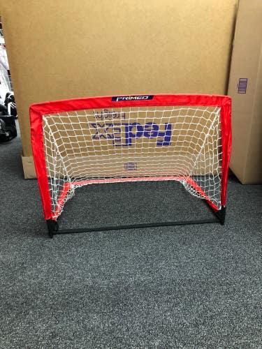 Used Pop-up Knee Hockey Net