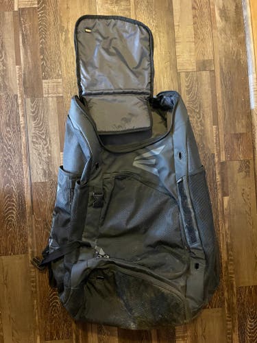 Used Easton Catcher’s Bag