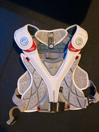 Medium Maverik Rome RX3 Shoulder Pads