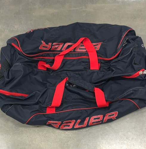 Bauer hockey player bag