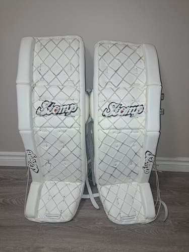 Used 35" Goalie Leg Pads
