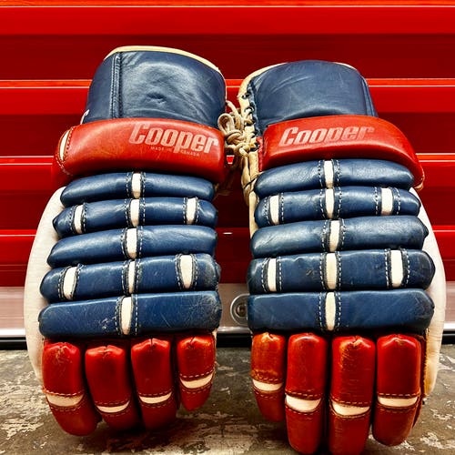 Vintage Pro Stock COOPER Hockey Gloves