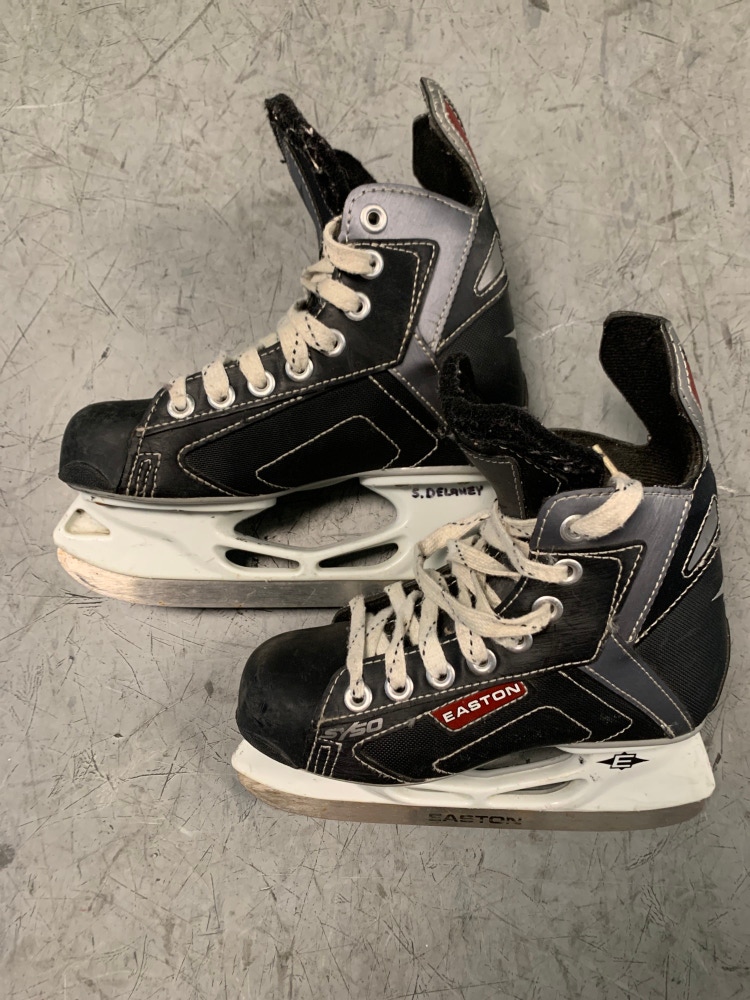 Used Junior Easton Synergy 60 Hockey Skates (Regular) - Size: 1.0