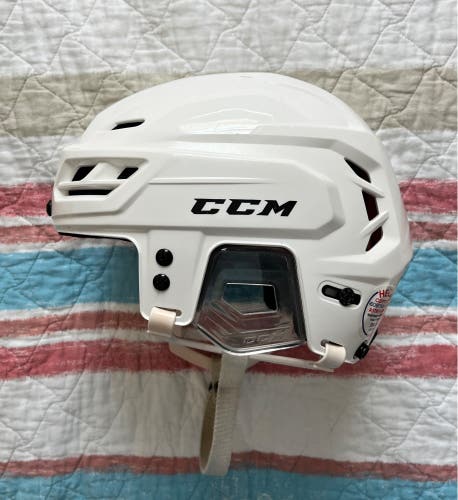 Used Medium CCM Tacks 710 Helmet