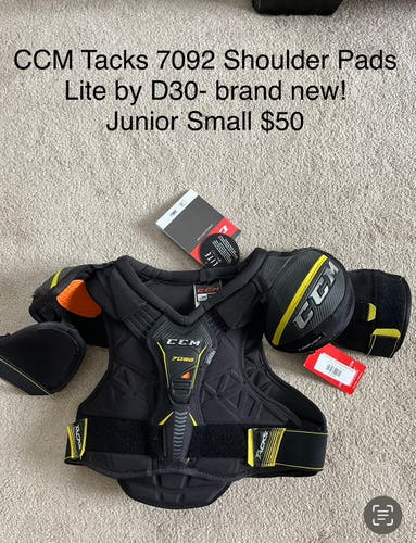 New Junior Small CCM Tacks 7092 Shoulder Pads