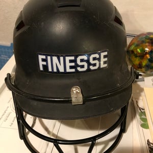 Used Junior Schutt Black Matt Batting Helmet - Size 324200 OSFM JR SSMC HAI