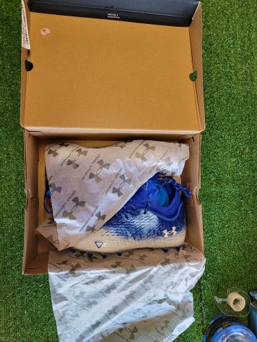 Men's UA Spotlight Lux MC 2.0 Football Cleats *Brand New*