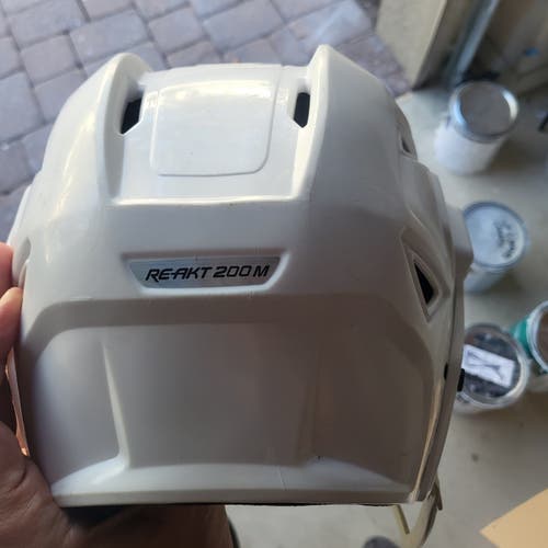 Used Medium Bauer Re-Akt Pro Helmet Pro Stock
