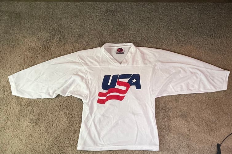 USA hockey jersey