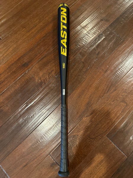 2023 Easton Black Magic (-3) 30 oz 33" Bat
