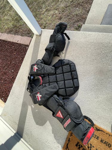 Vaughn Senior  VP 2200 Goalie Chest Protector