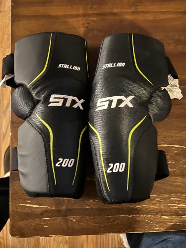 Used Medium STX Arm Pads