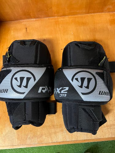 Warrior RX2 Jr. Knee guards