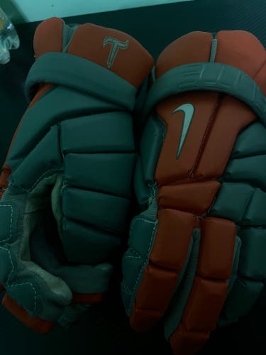 Used Nike 13" Vapor Elite Thompson Bros Lacrosse Gloves