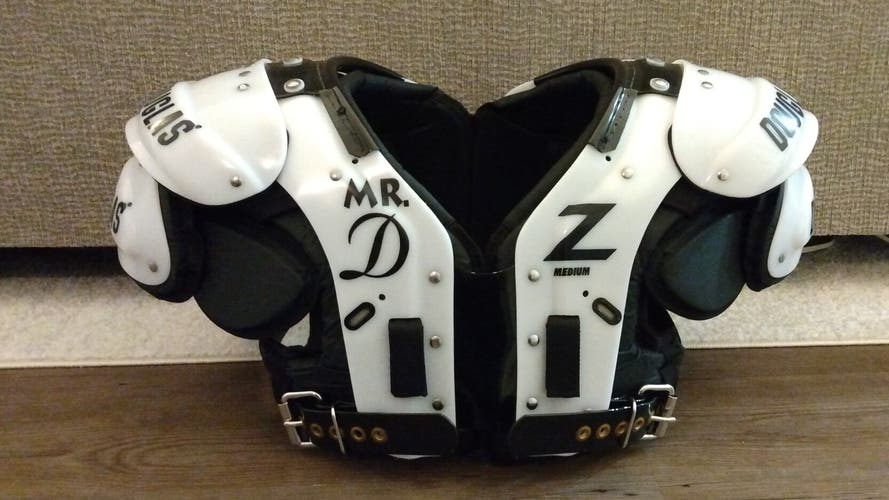 Used Adult Medium Douglas Mr DZ Shoulder Pads and Backplate