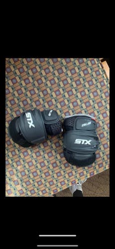 STX Stallion 500 Arm Pads