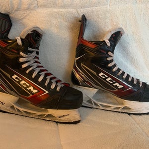 Used CCM Regular Width  Size 8.5 JetSpeed FT480 Hockey Skates