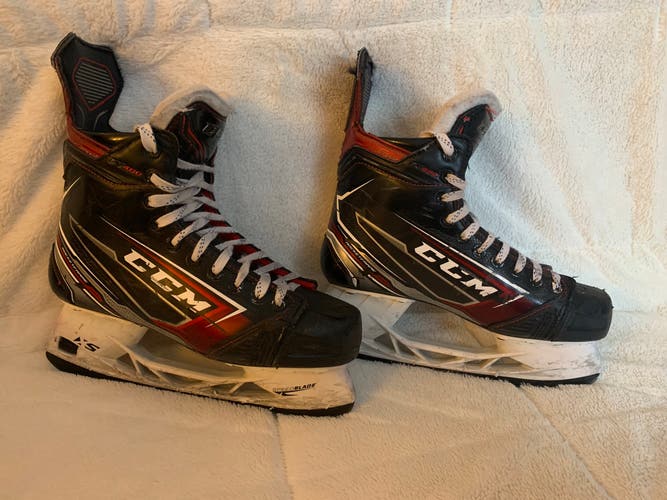 Used CCM Regular Width  Size 8.5 JetSpeed FT480 Hockey Skates