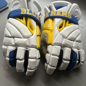 Used Game Delaware Maverik 12" Max Lacrosse Gloves