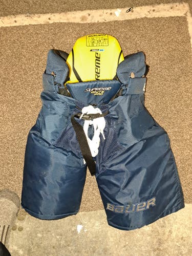 Junior Used Small Bauer Supreme Ignite Pro Hockey Pants
