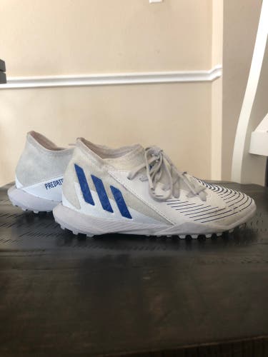 Adidas Jr. Predator Edge Indoor Soccer Cleat