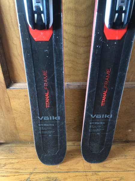 Volkl M5 Mantra 184cm with Adjustable Salomon Warden Bindings