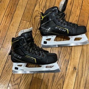 Junior Used CCM Super tacks 9370 Hockey Goalie Skates Regular Width Size 3