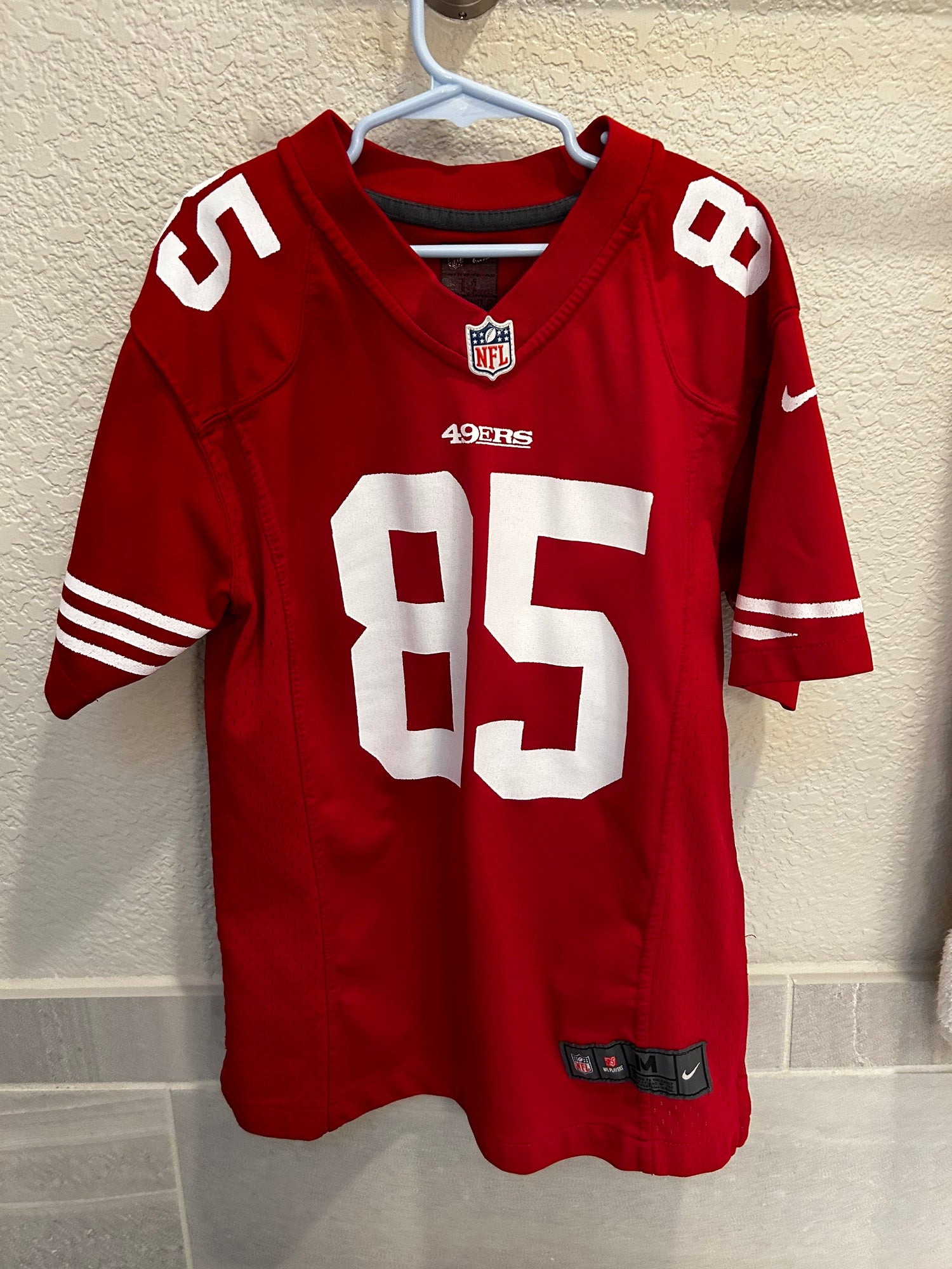 Autographed- San Francisco 49ers Barlow #32 Youth jersey